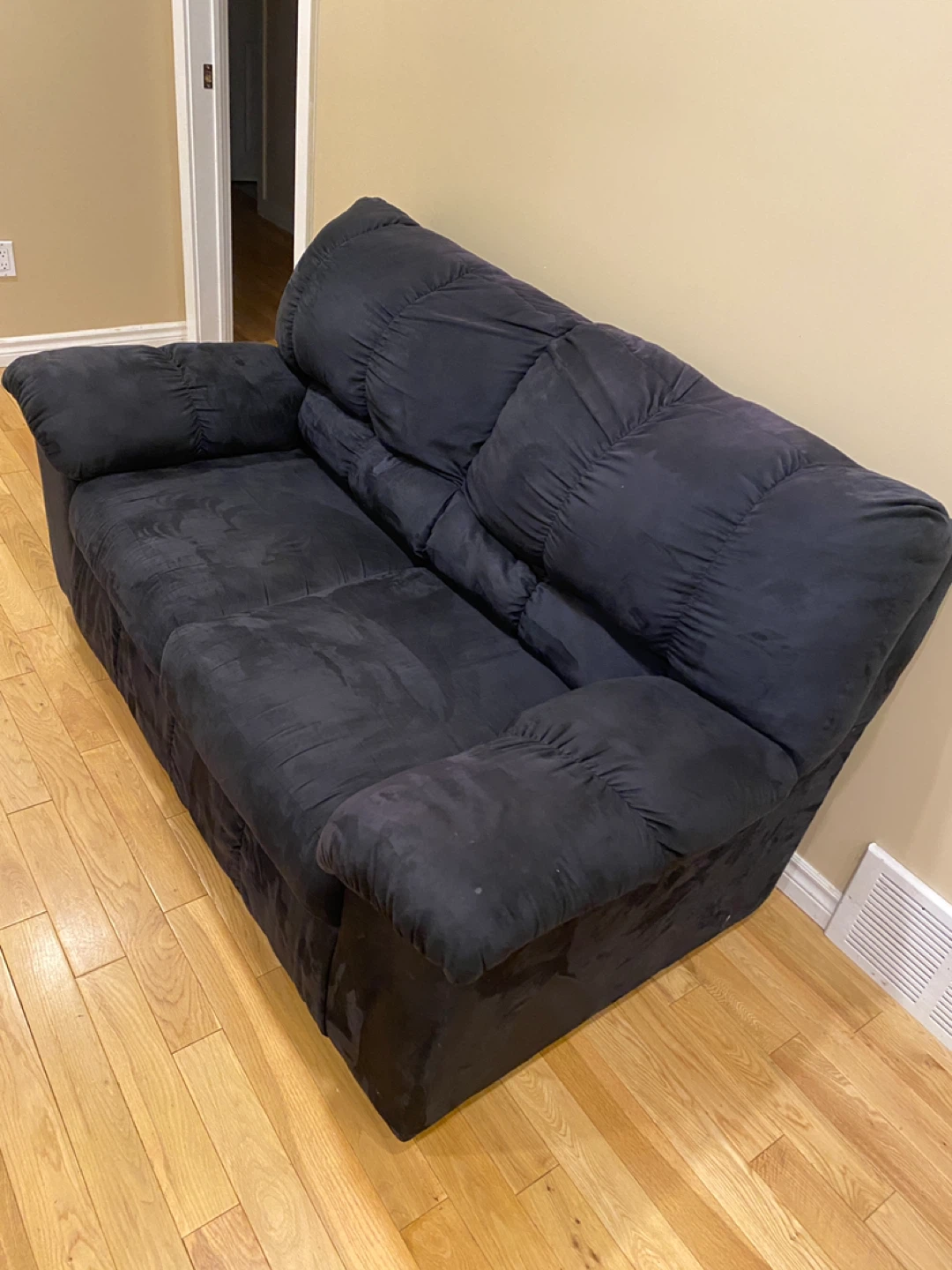 Modern Cozy Black Loveseat (CAN DELIVER) - photo 4