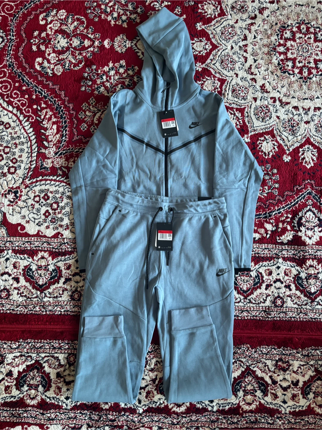 Nike Tech Fleece Set - Jacket & Pants