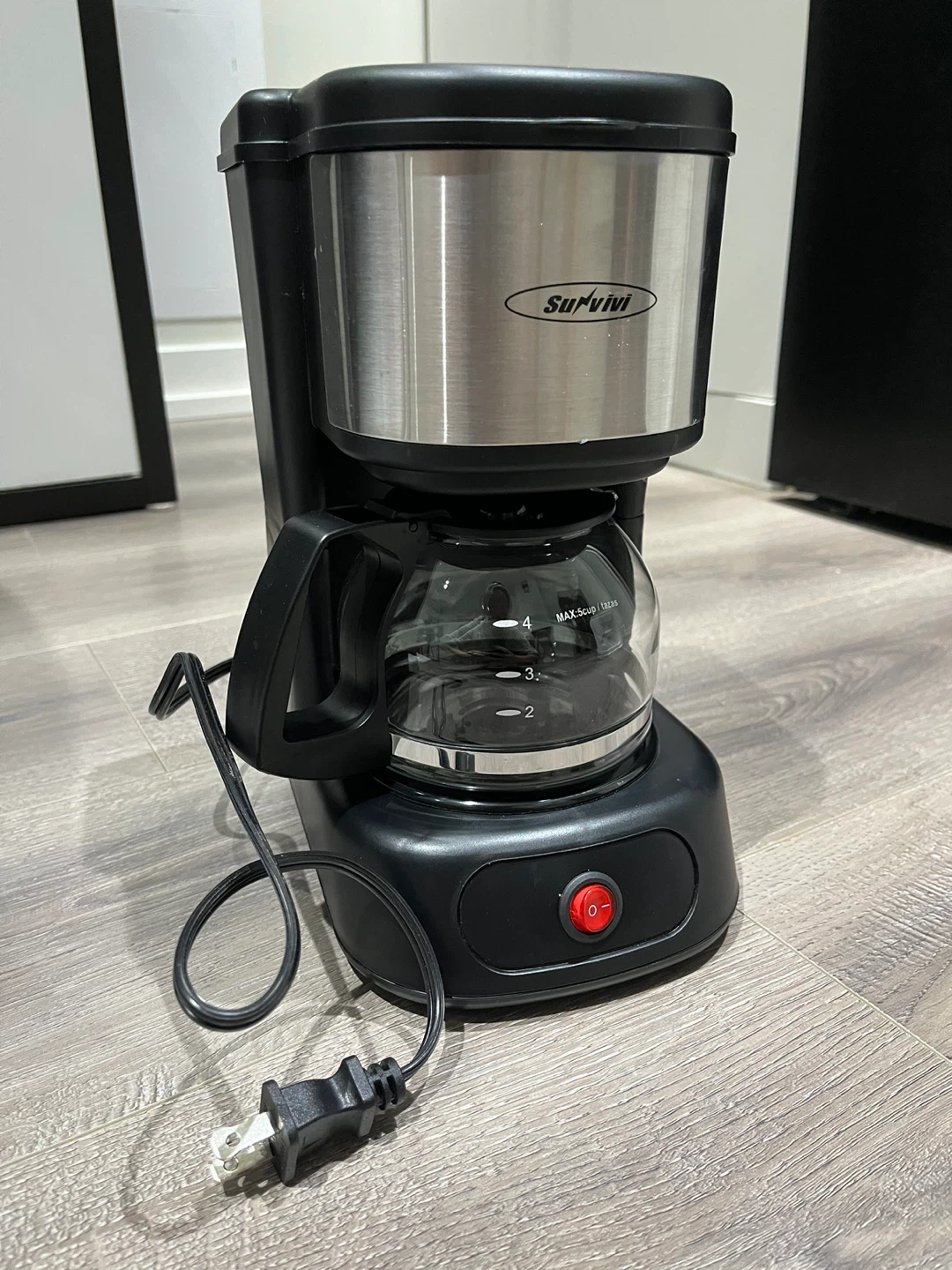 Surviva Coffee Maker with Glass Carafe
