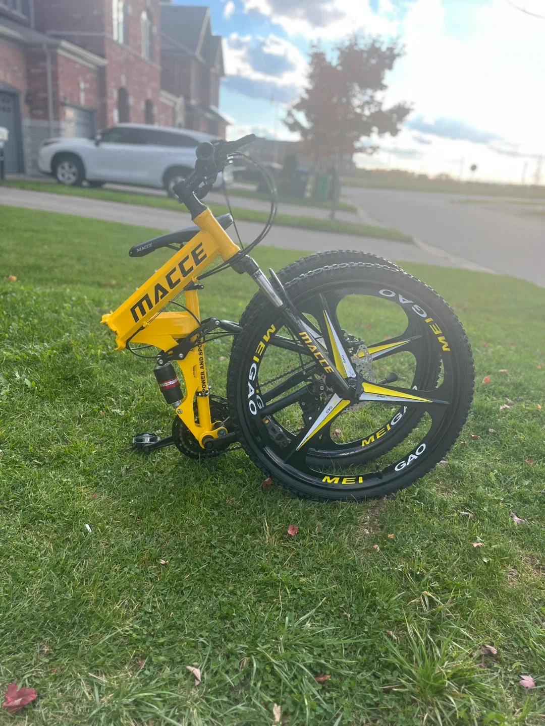 MACCE Folding Mountain Bike - Yellow & Black image indicator(4)