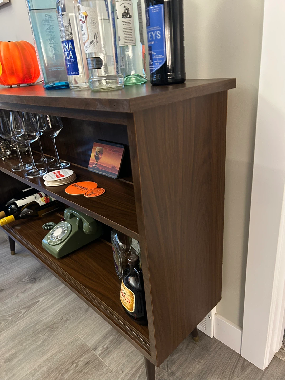 Mid-Century Modern Style Shelf/Bar Cabinet - photo 3