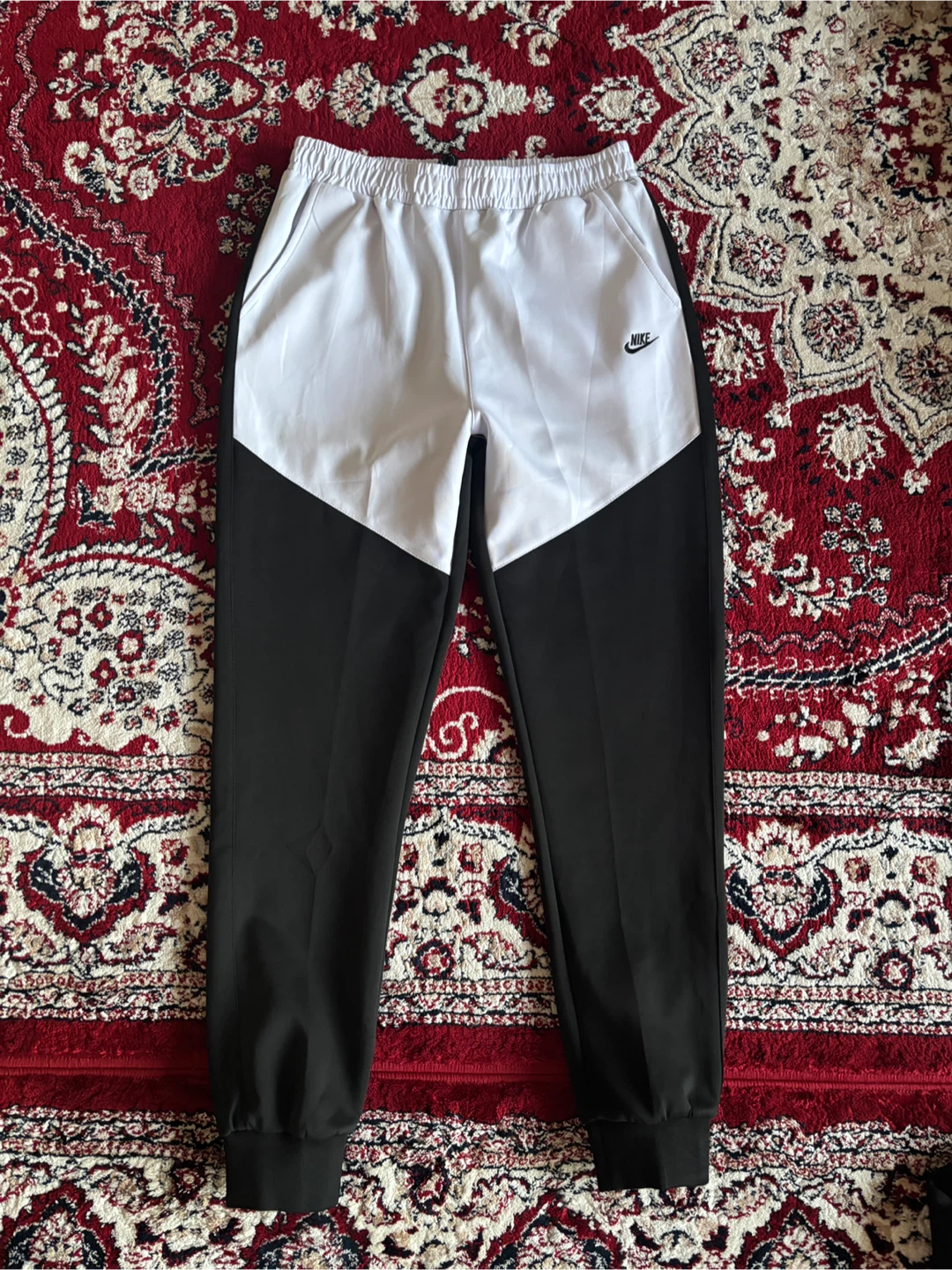 Nike Black & White Tracksuit - photo 3