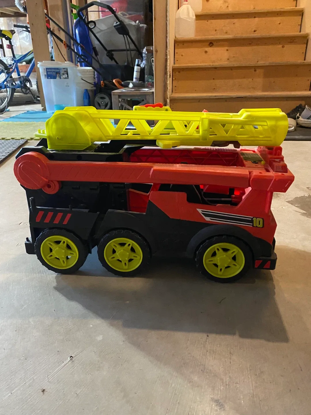 Transforming Fire Truck For Kids image indicator(2)