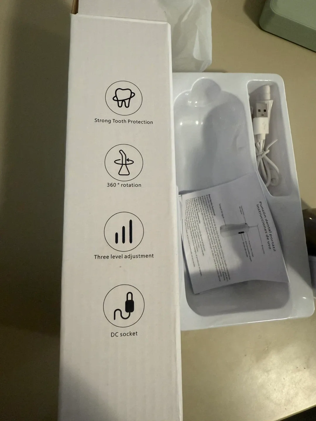 BNIB Water Flosser for Teeth Cordless Rechargeable Dental Floss image indicator(3)