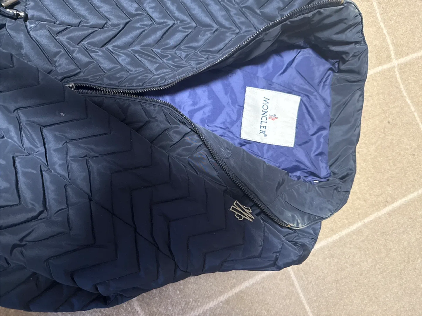 Moncler Navy Blue Padded Coat image indicator(5)