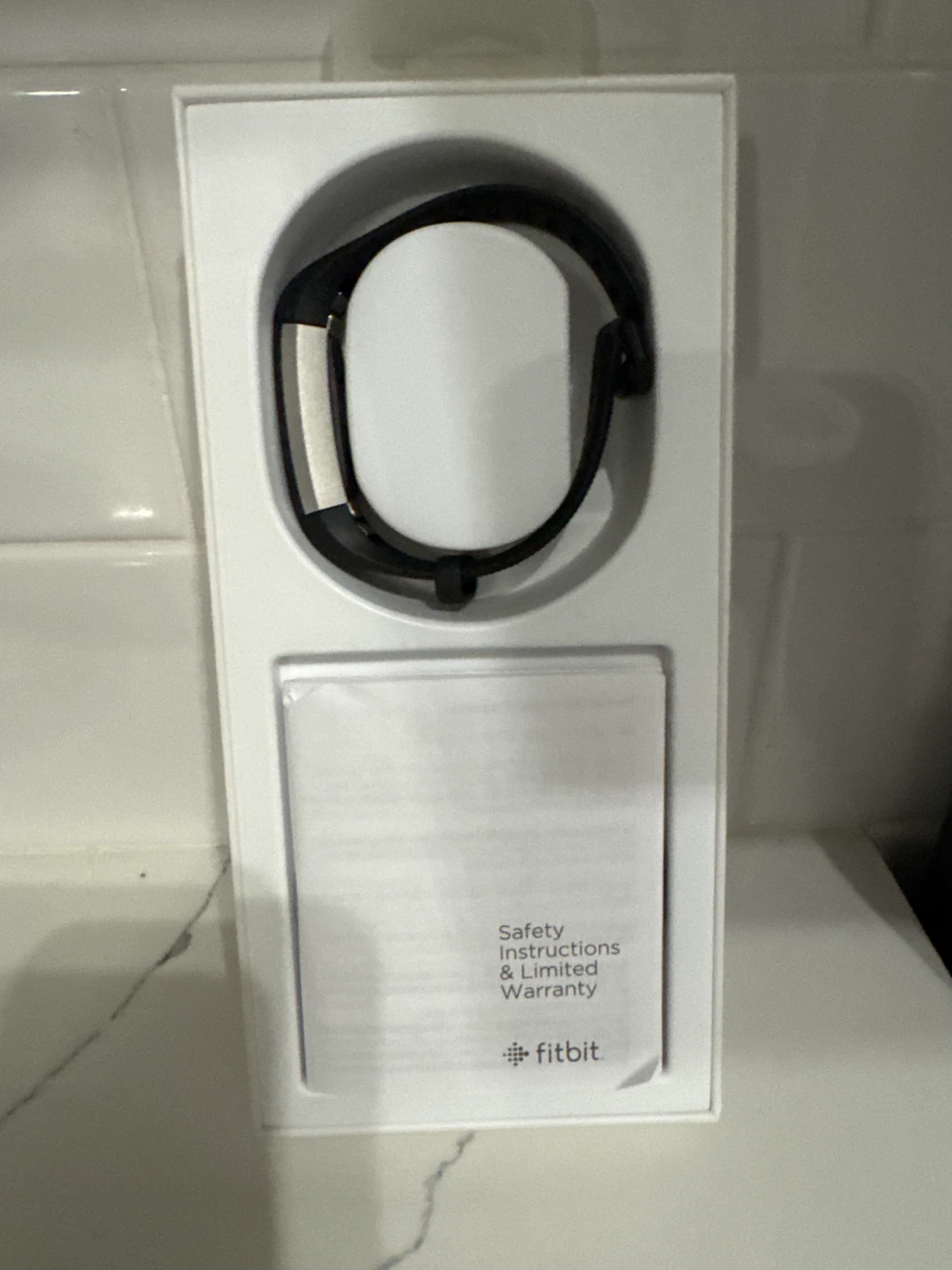 Fitbit Alta HR Fitness Wristband - New in Box! - photo 2
