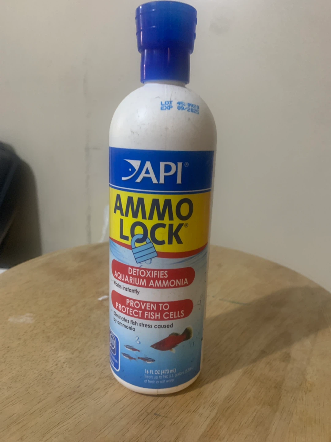 API Ammo Lock - Aquarium Ammonia Detoxifier