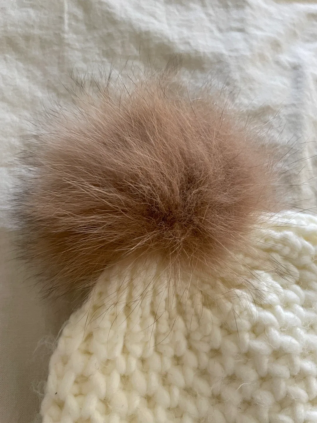 Saks Fifth Avenue White Knit Pom Pom Beanie image indicator(2)