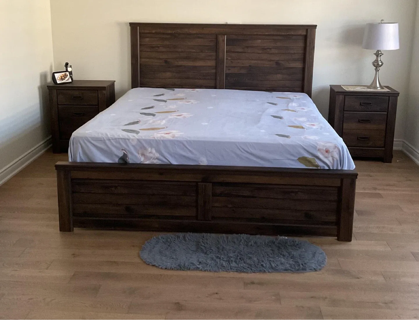 Wood Bedroom Set - Bed, Dresser, Nightstands thumbnail