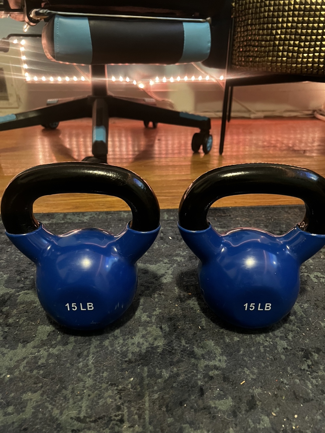 Pair of 15 LB Kettlebells - Blue