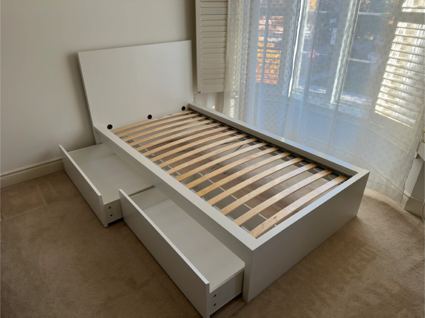IKEA MALM White Daybed Frame with 2 Drawers