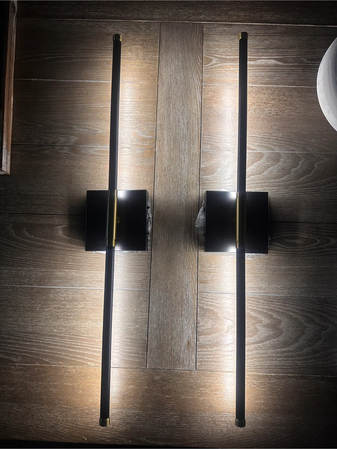 LED Wireless Wall Sconces- New in Box! - photo 3