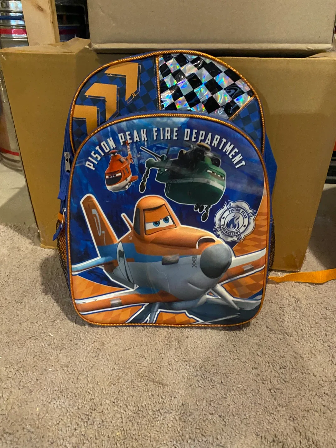 Kids' Backpacks - Minions & Piston Peak Fire Dept image indicator(2)