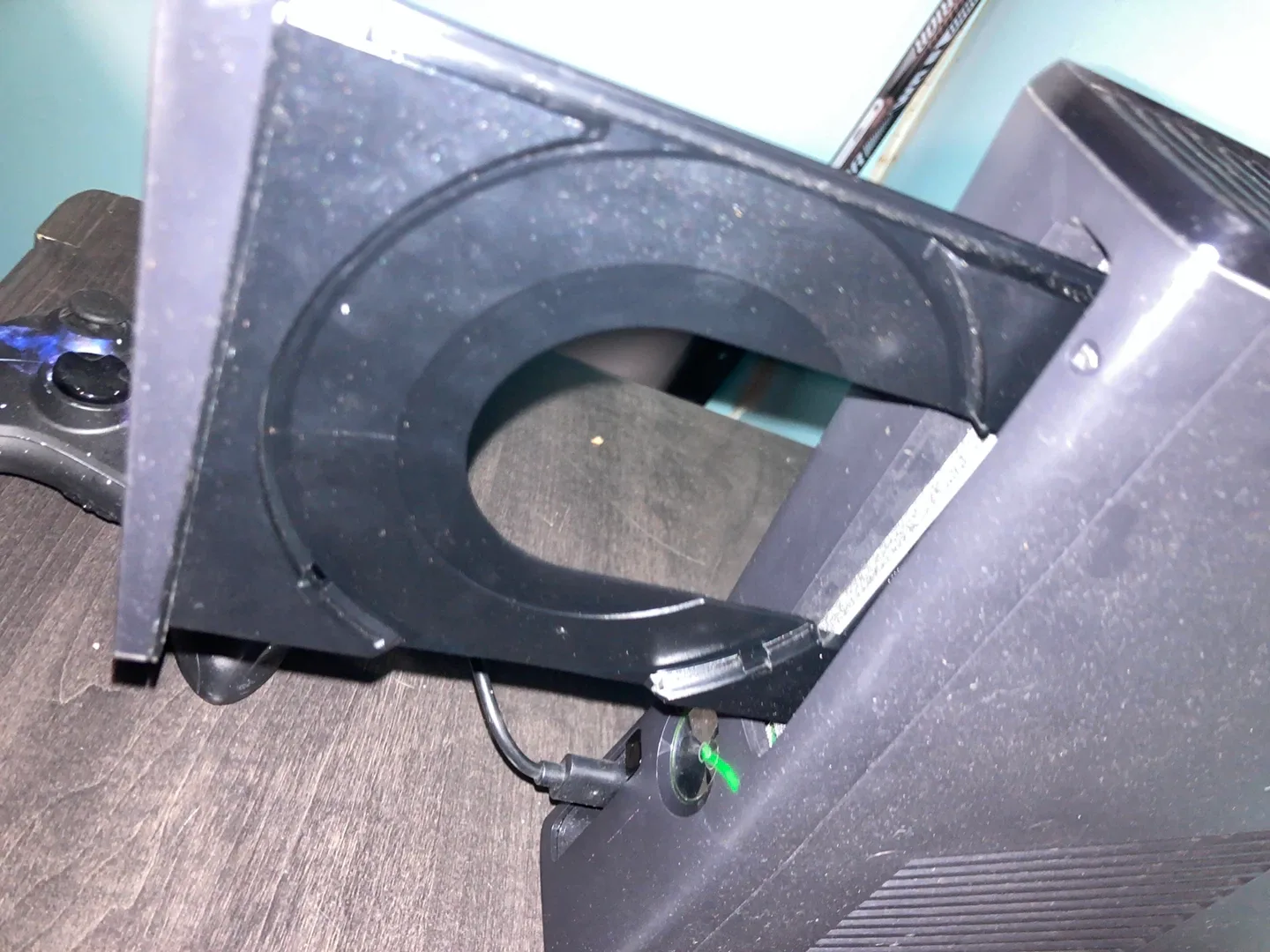 Xbox 360 Console with Game image indicator(3)