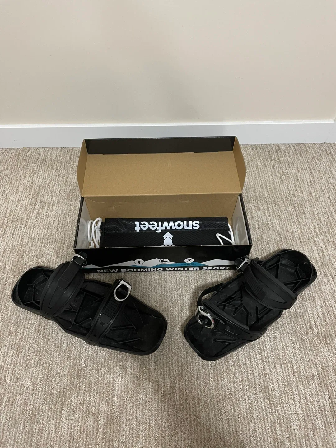 Snowfeet 38 cm Mini Ski Skates - Black image indicator(3)