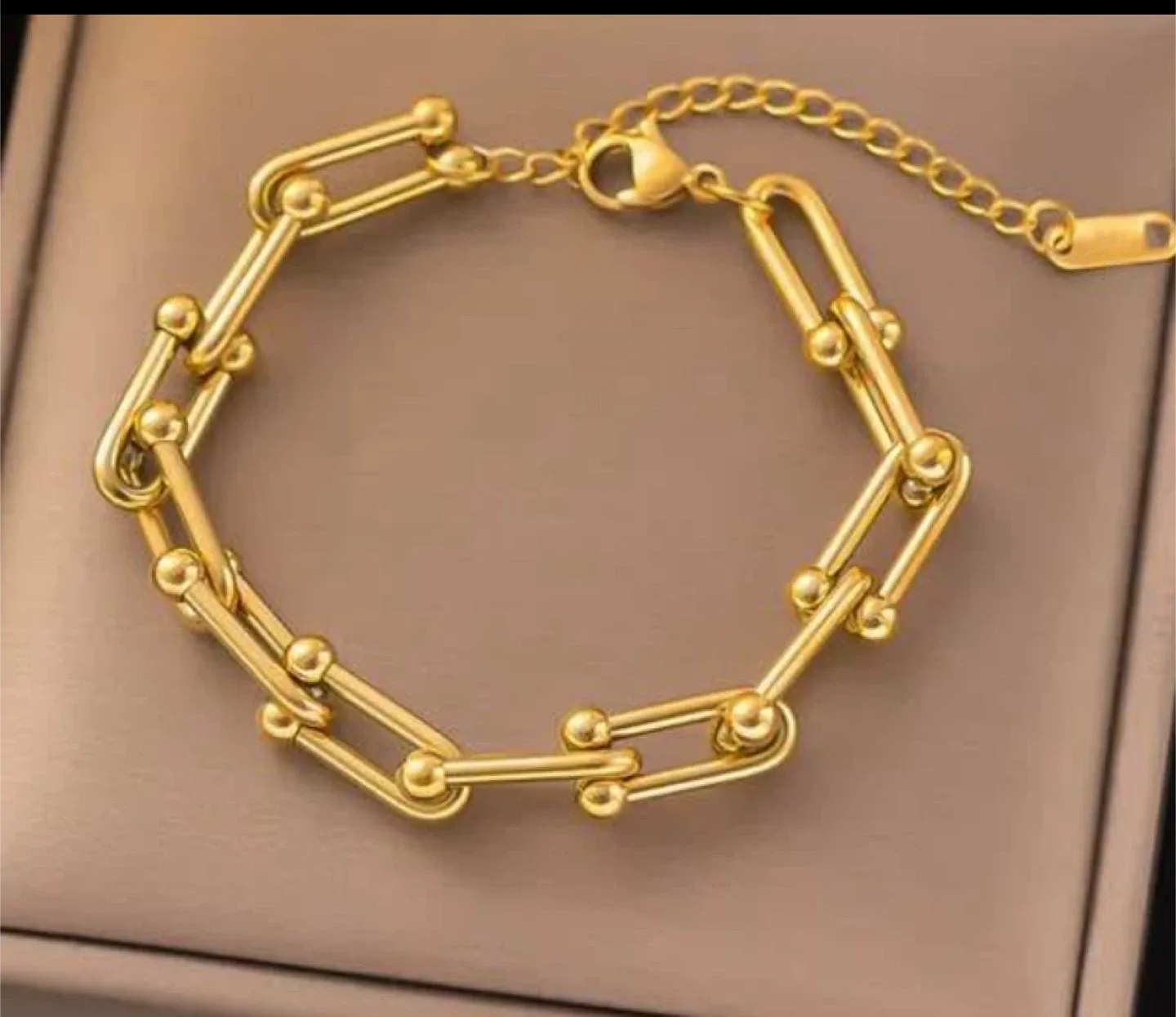 Stylish Handbag with Tassel Charm image indicator(6)