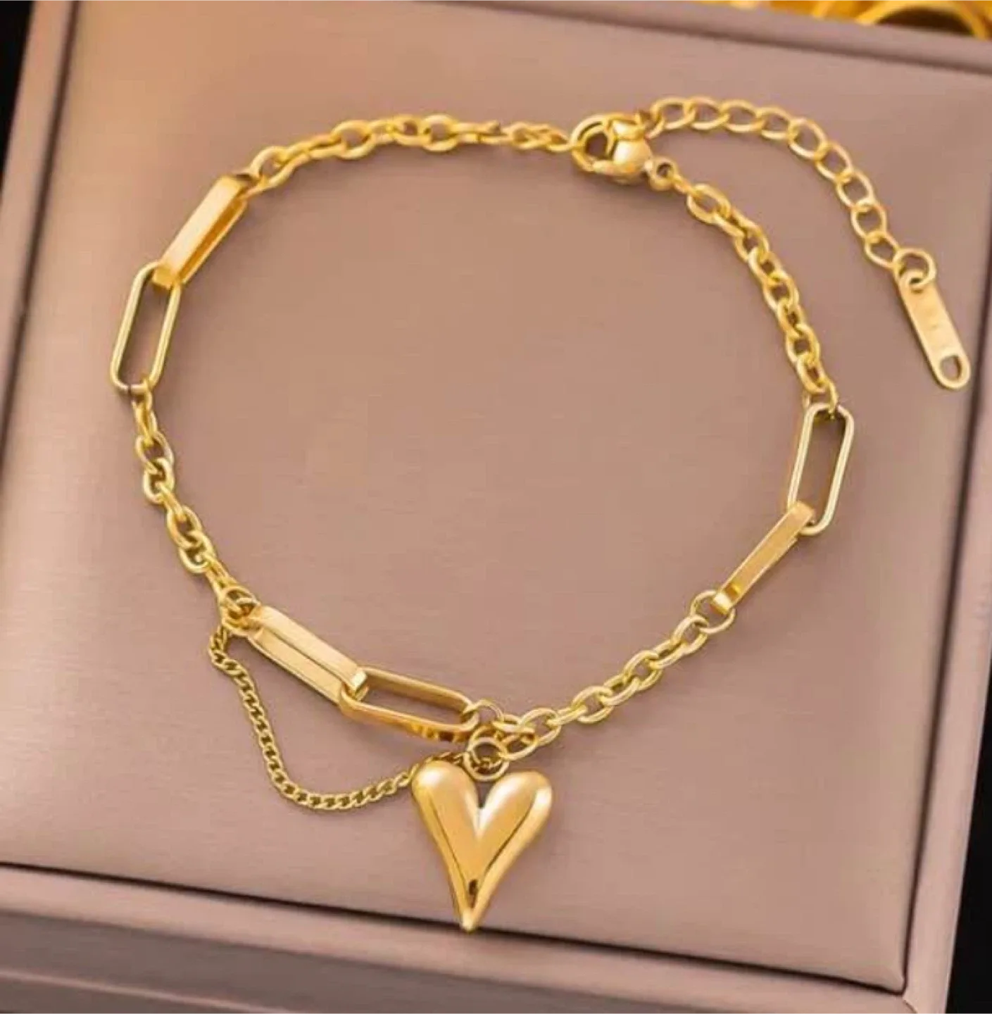 Stylish Handbag with Tassel Charm image indicator(9)