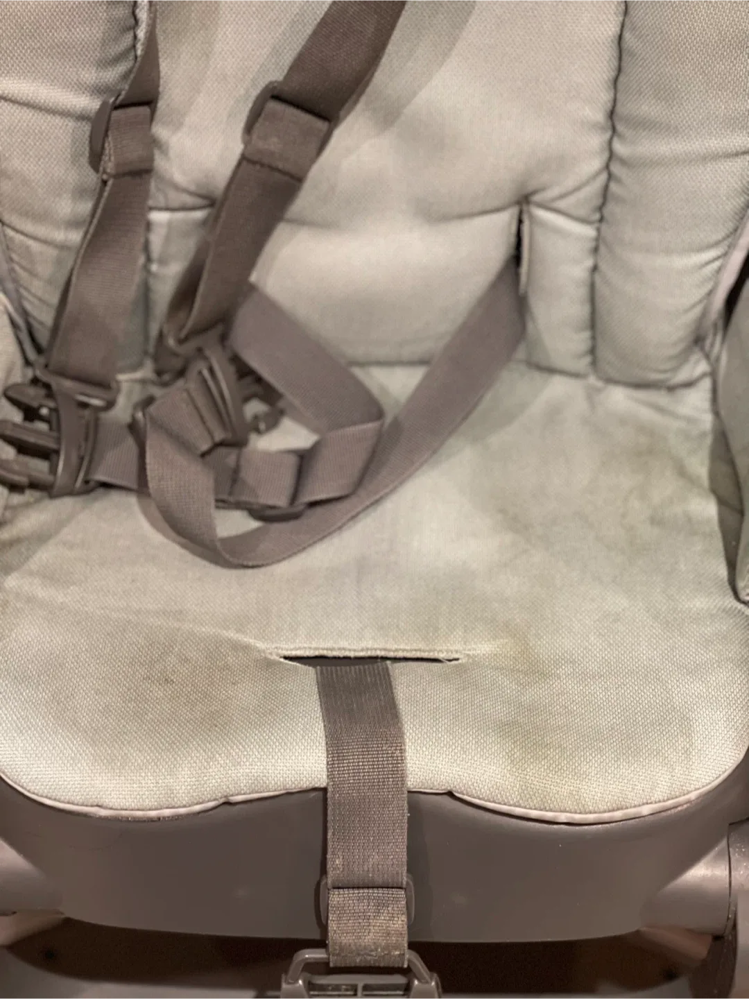 Used Maxi-Cosi High Chair image indicator(3)