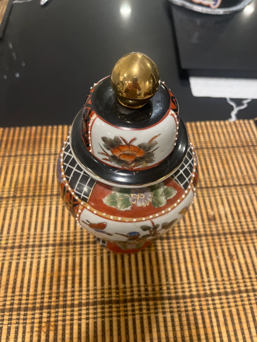 Vintage Decorative Floral Urn with Lid - photo 3
