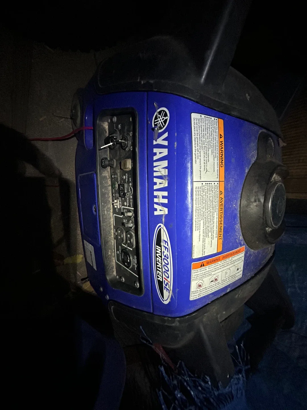 Yamaha EF3000iSE Inverter Generator image indicator(2)