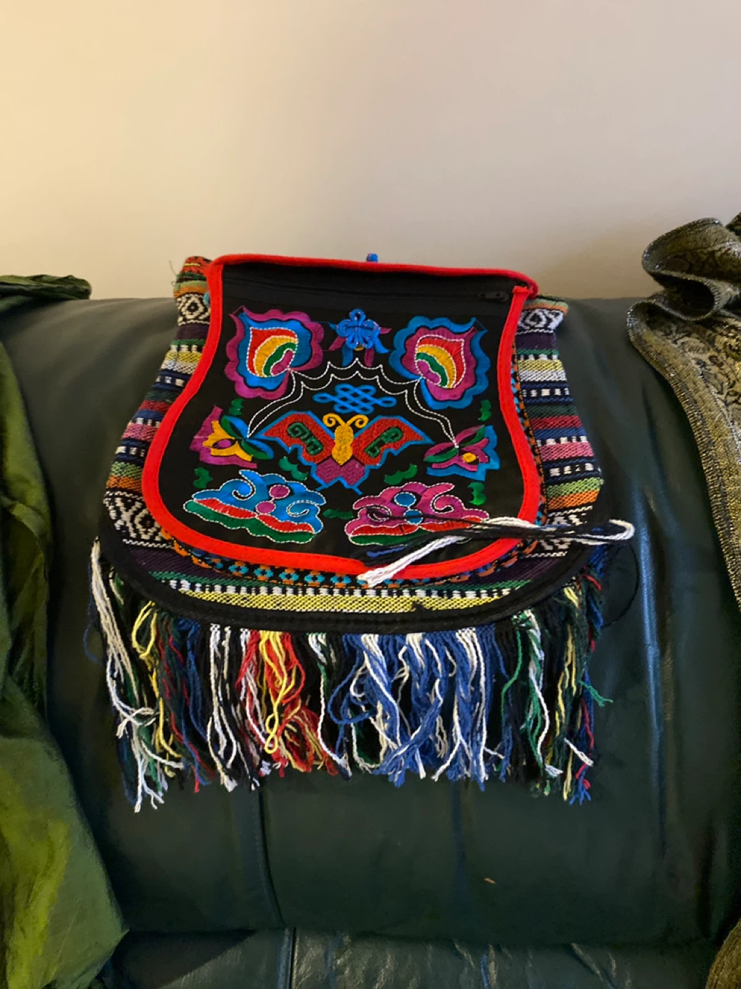 Assorted Purses, Shawls, and Sunscreen Lot - photo 2