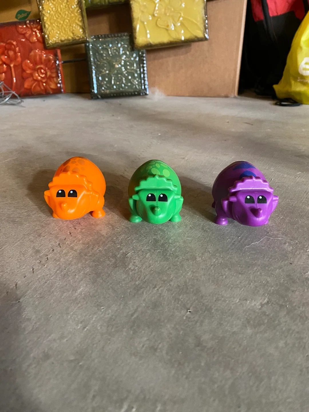 Set of 8 Hatchimals CollEGGtibles image indicator(2)