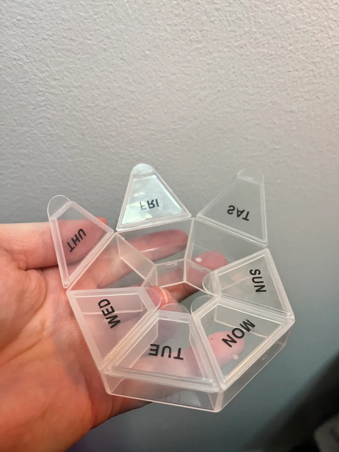 Set of Day & Night Weekly Pill Organizers image indicator(2)