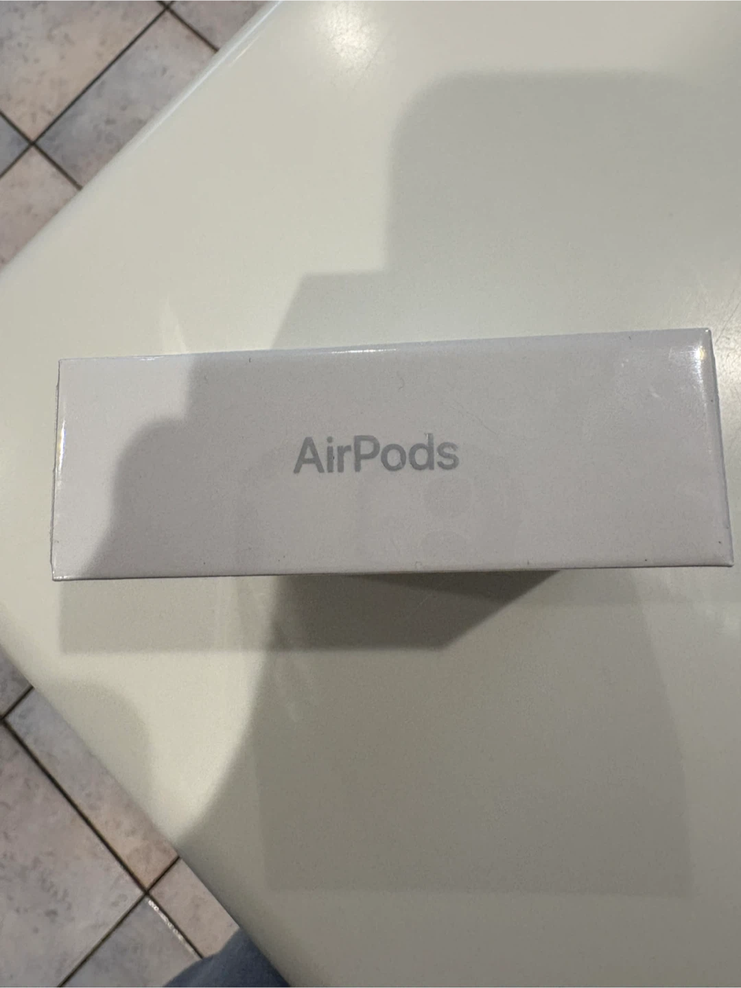 New Apple AirPods with Charging Case (MV7N2AM/A) - photo 4