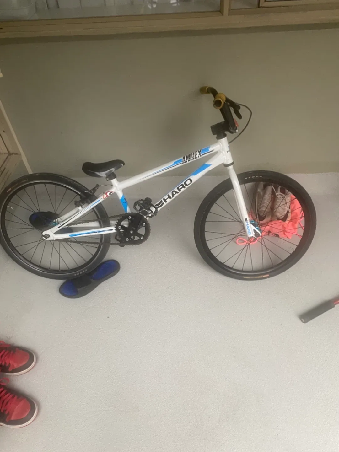 Haro Annex BMX Bike - White/Blue image indicator(3)