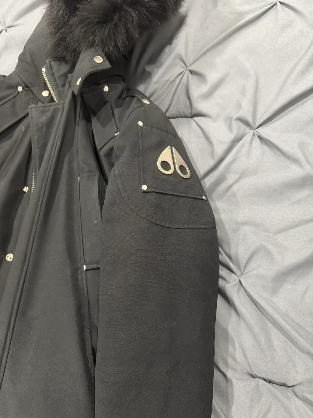 Moose Knuckles Down Filled Parka - L/G Black image indicator(2)