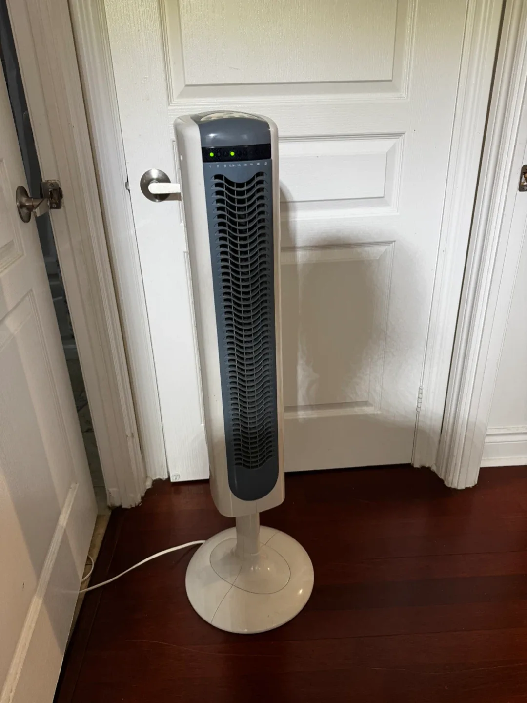 Bionaire Tower Fan thumbnail