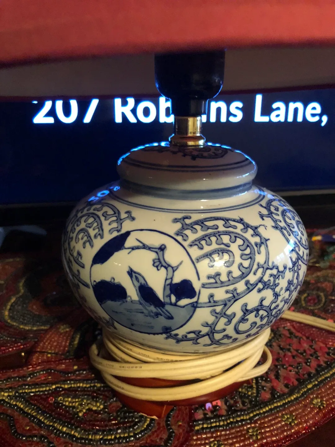 Blue & White Ginger Jar Lamp image indicator(2)