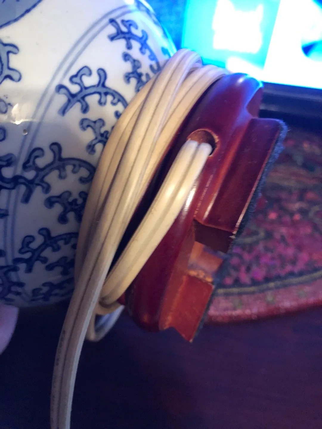 Blue & White Ginger Jar Lamp image indicator(3)