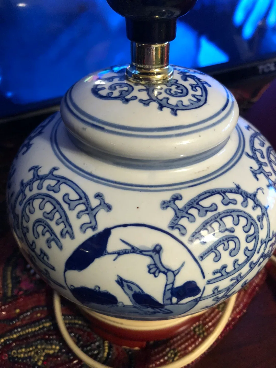 Blue & White Ginger Jar Lamp image indicator(5)