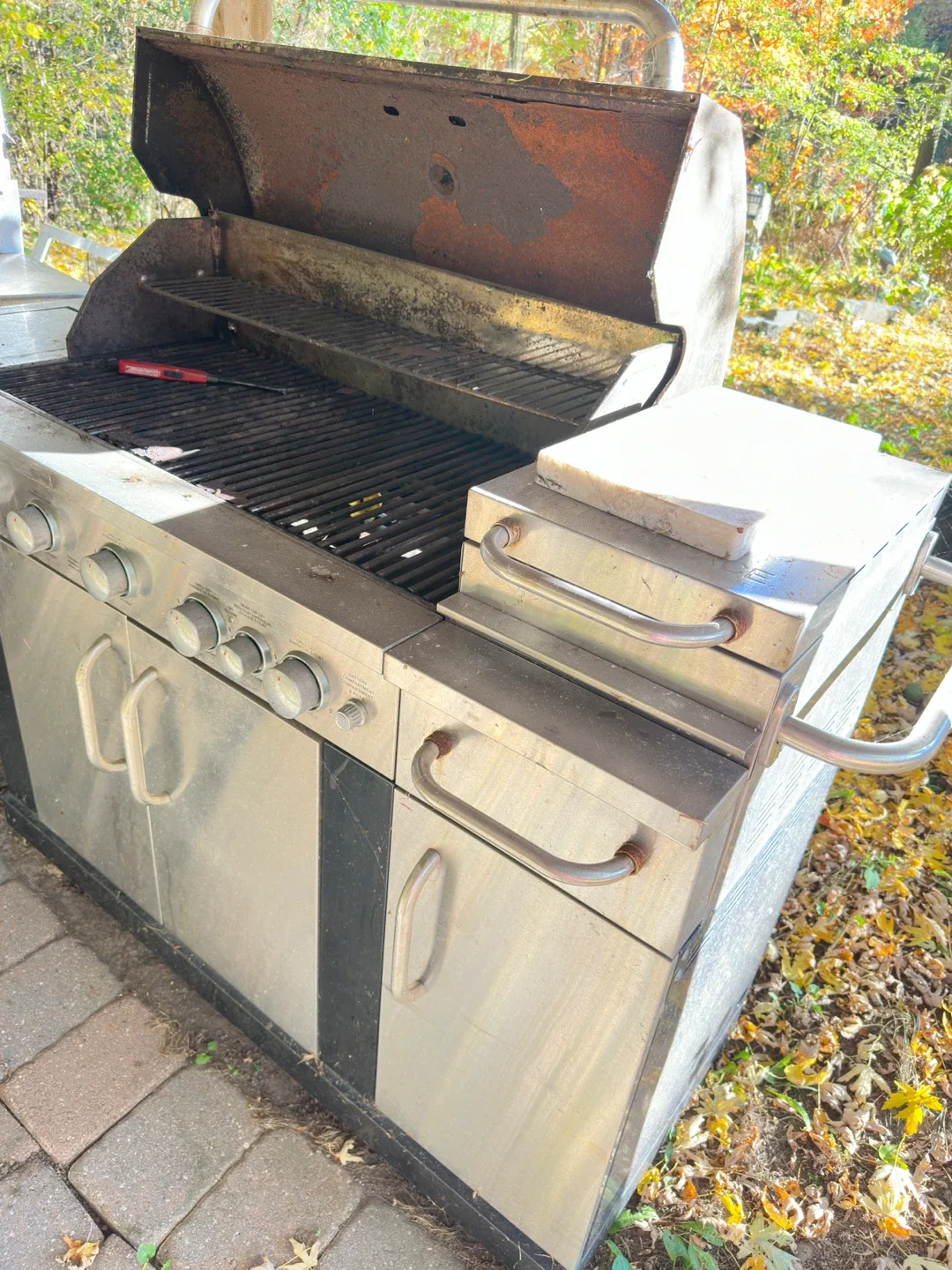 Centro Stainless Steel Gas Grill image indicator(7)