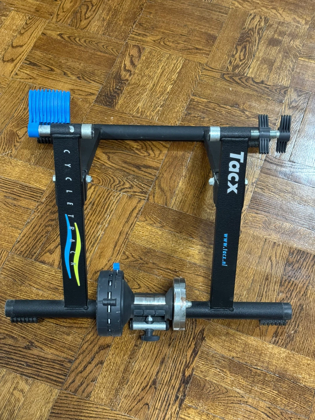 Tacx Cycletrack Indoor Trainer with training tire