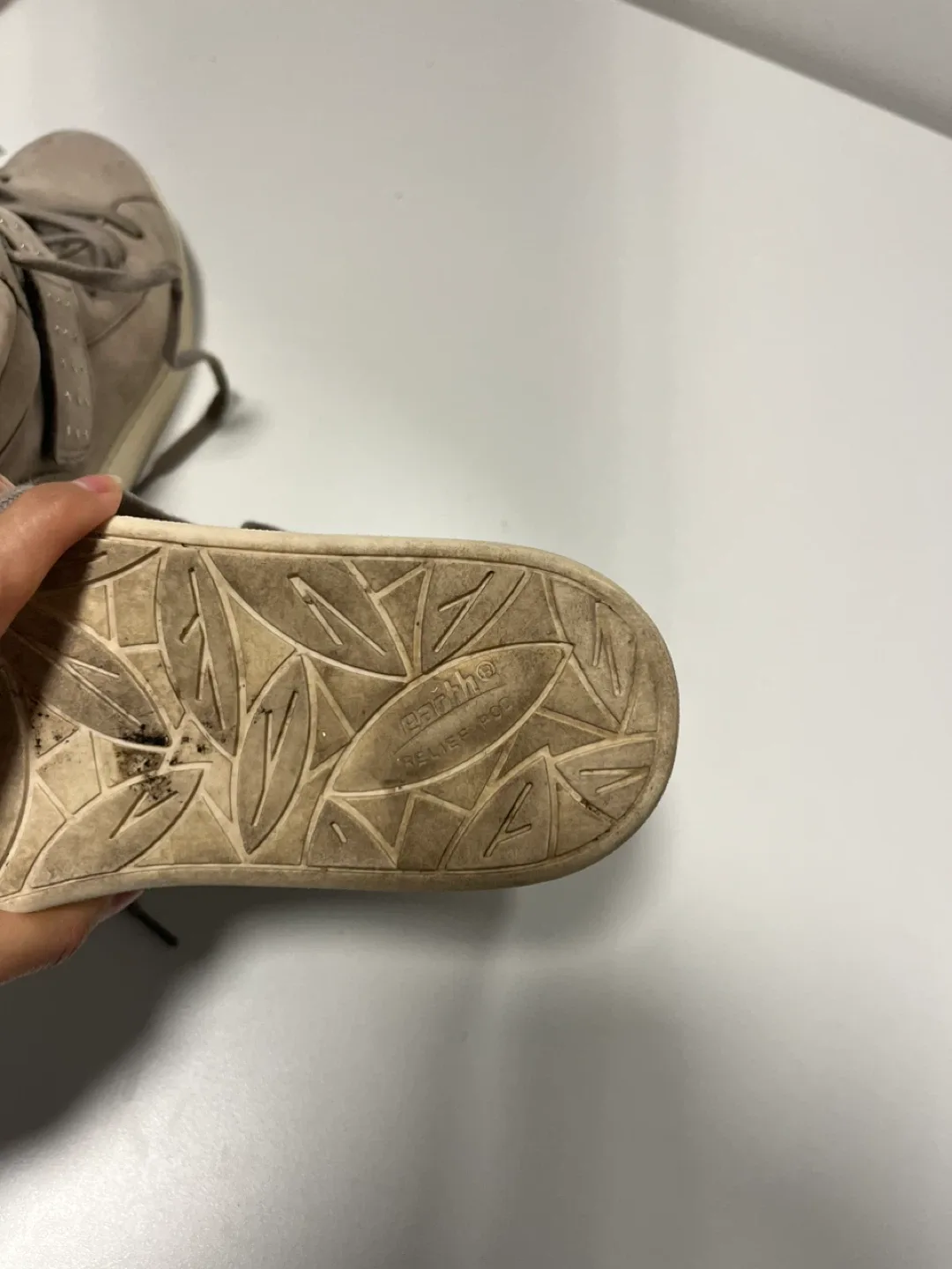 Women’s Earth Origins Grey High Top Sneakers-Size women’s 7 image indicator(4)