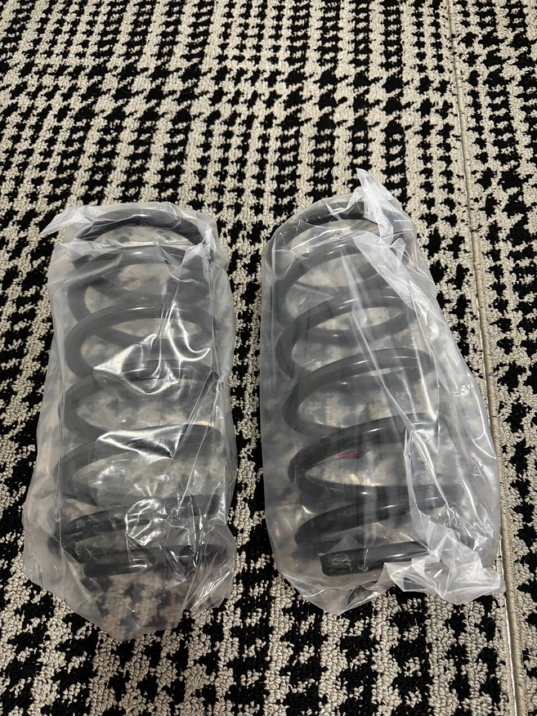 A-Premium Rear Suspension Coil Springs for Toyota Sienna - photo 2