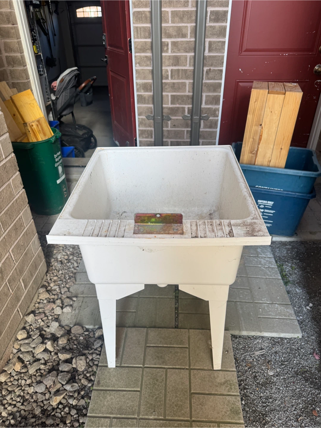 Utility Sink / laundry sink - photo 3