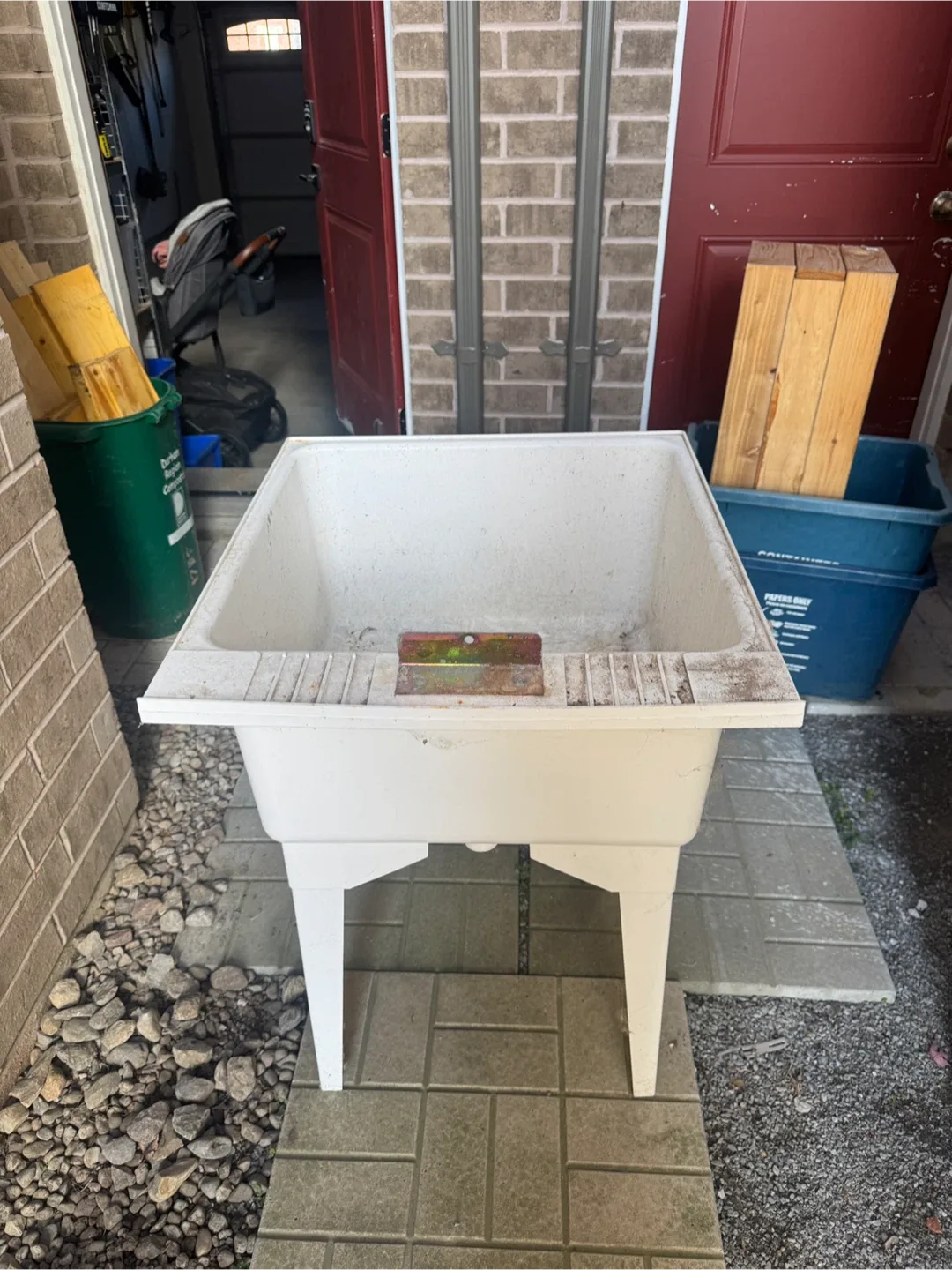 Utility Sink / laundry sink image indicator(3)