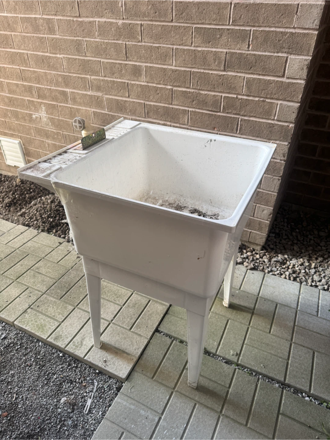 Utility Sink / laundry sink - photo 2