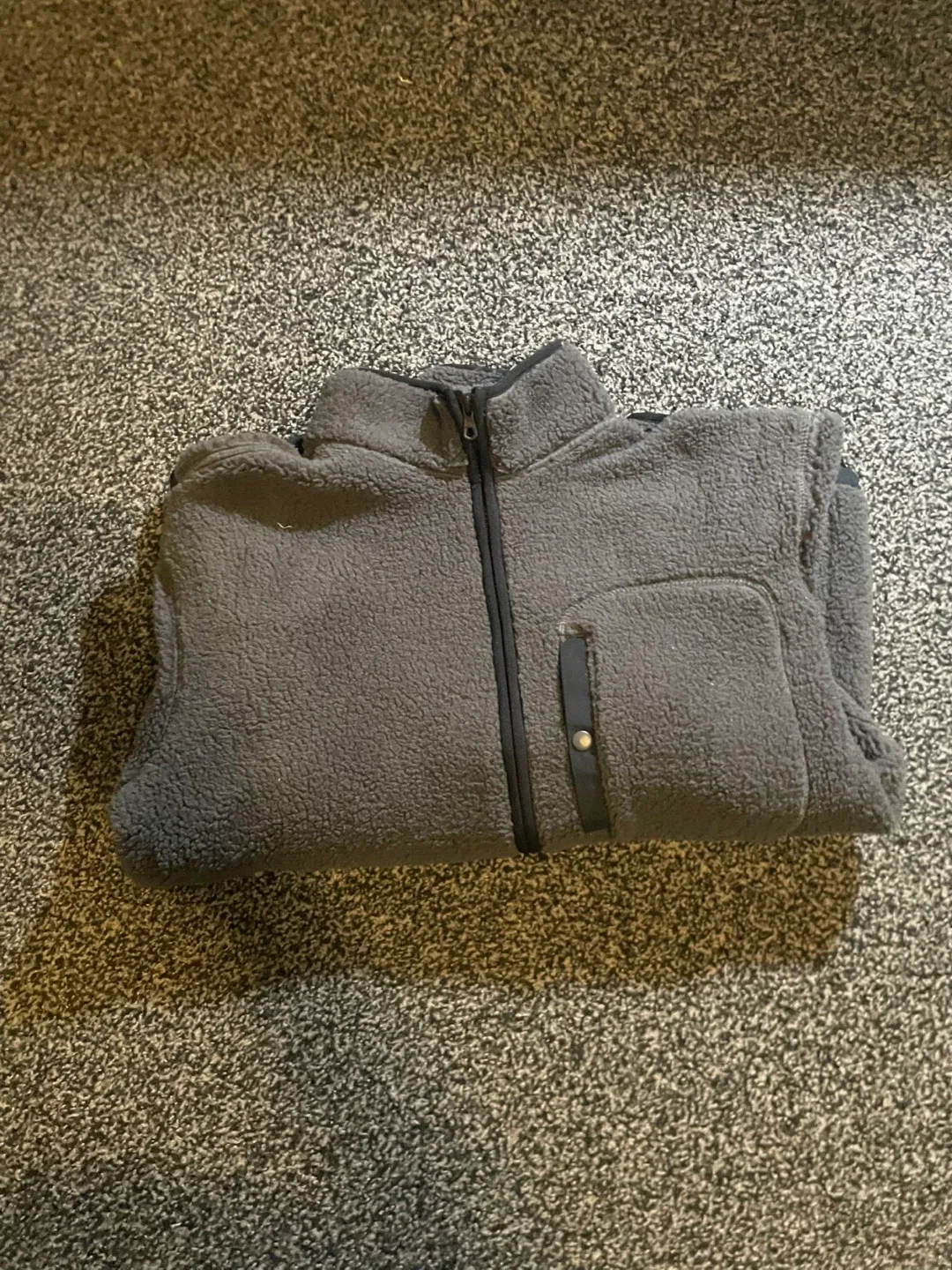 Old Navy tech Sherpa zip Jacket - Size M image indicator(4)