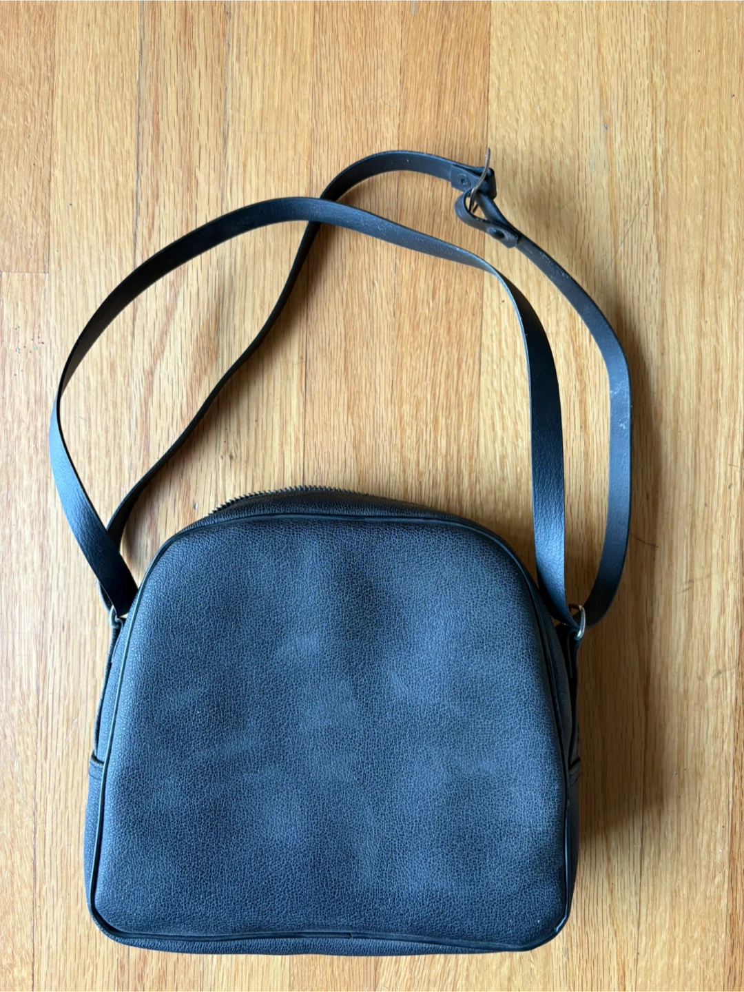 Hobo Tokyo Black Crossbody Bag - photo 2
