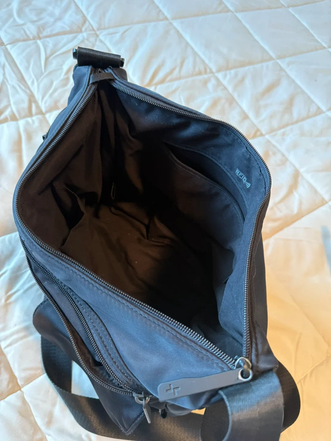 Tracker Black Nylon Crossbody Bag/Purse image indicator(5)