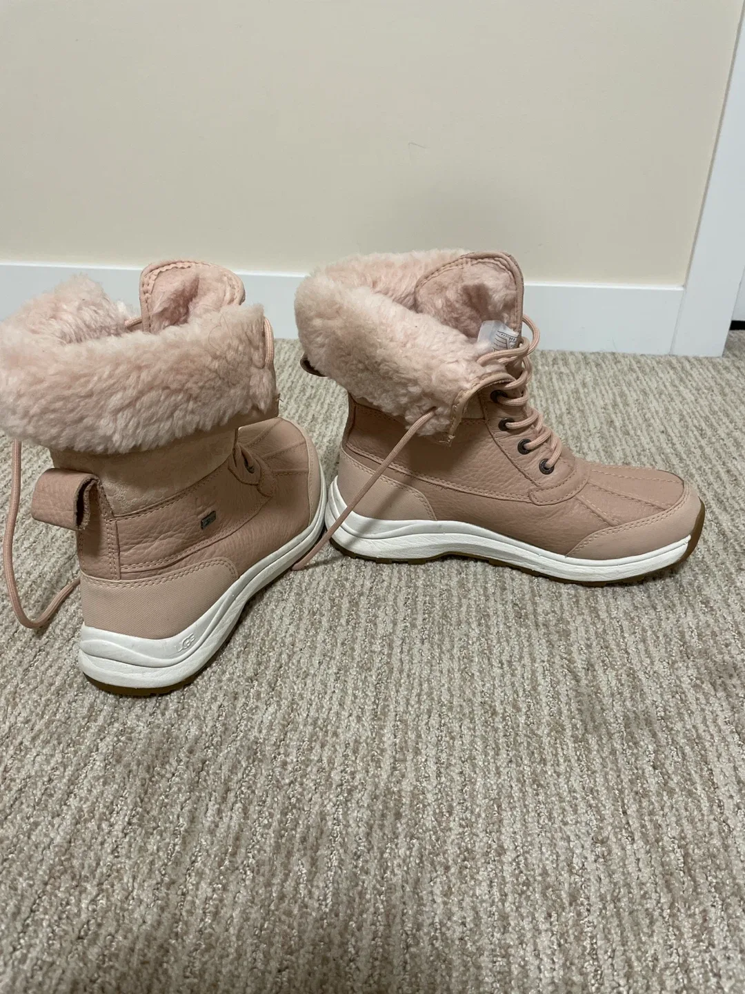UGG Adirondack III Pink Boots - Women's Size 8 image indicator(2)