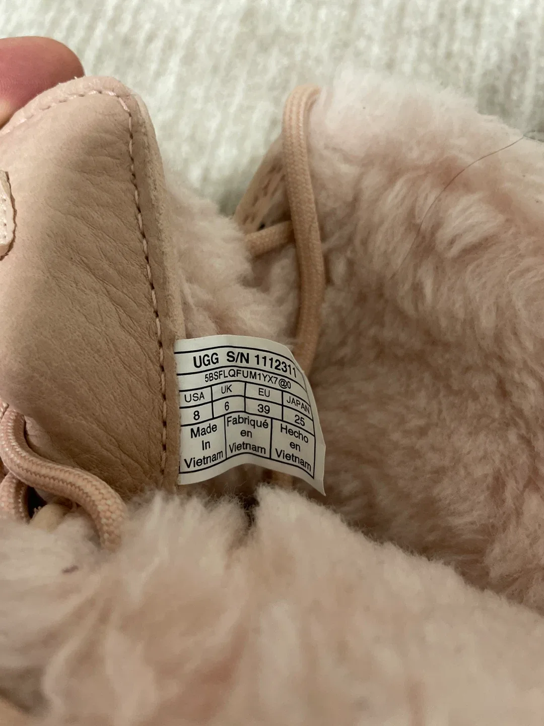 UGG Adirondack III Pink Boots - Women's Size 8 image indicator(3)