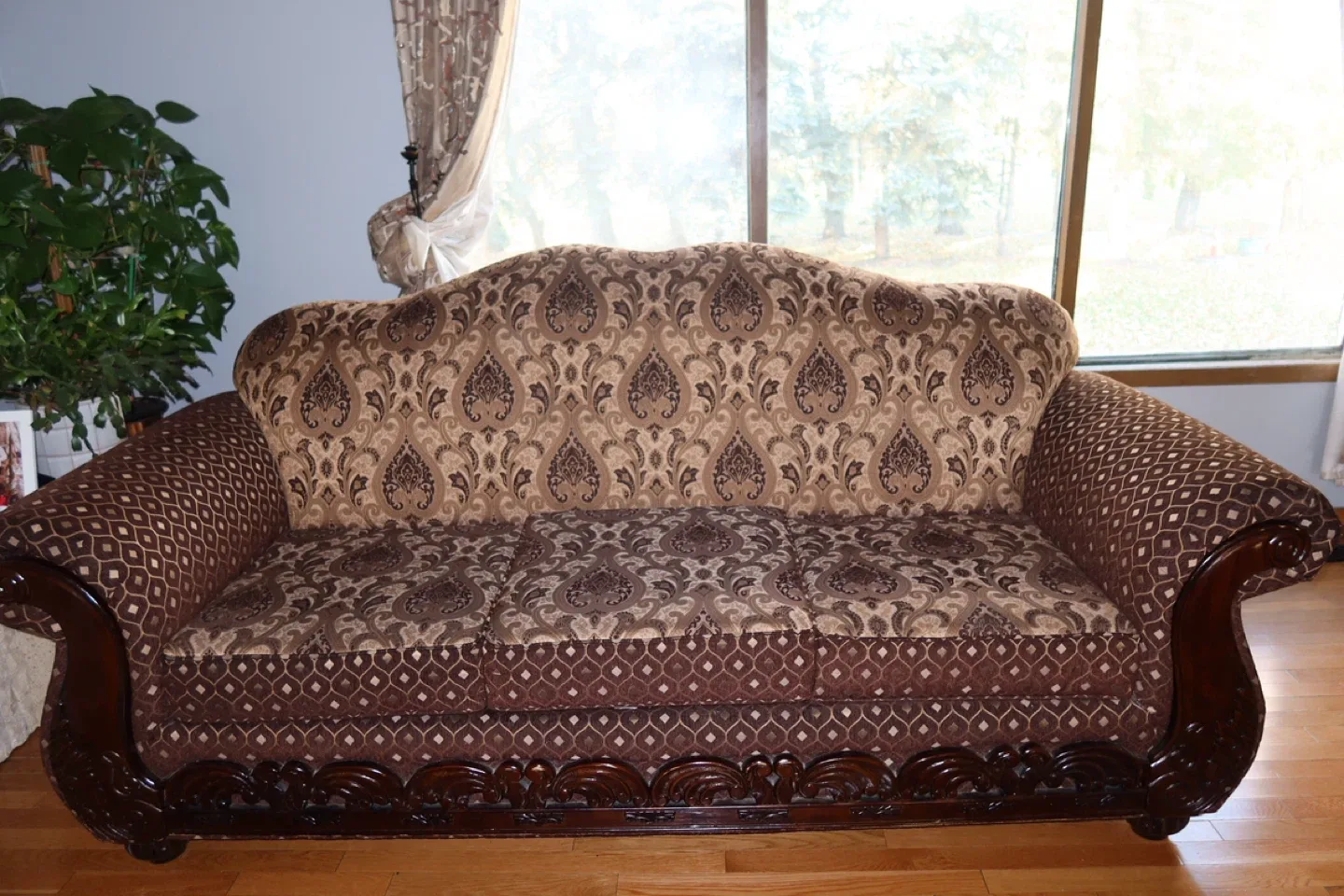Brown Patterned Sofa and Chaise Lounge Set image indicator(2)