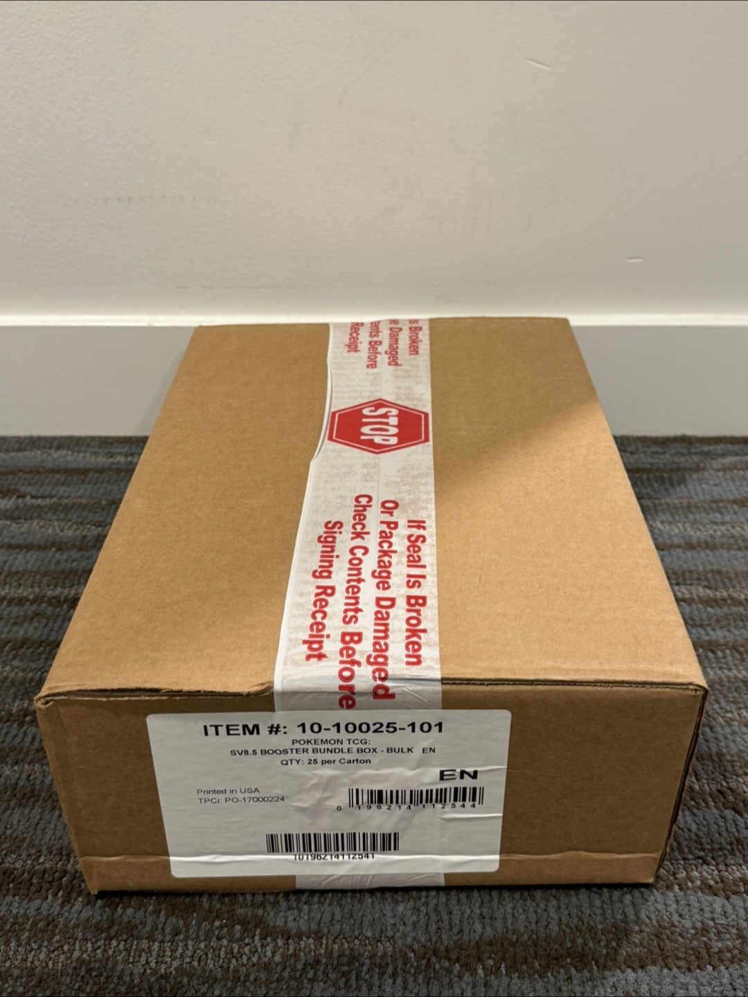 Prismatic booster bundle sealed case of 25