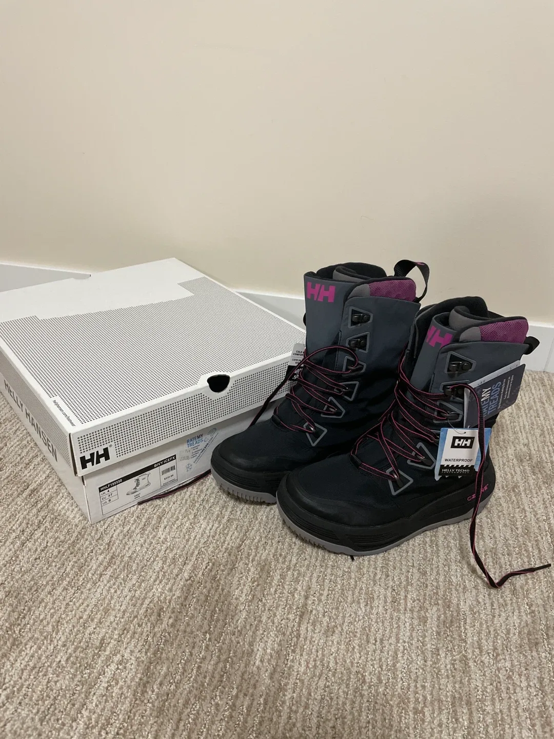 NEW Helly Hansen Bivy Icefx Winter Boots - US 6 thumbnail