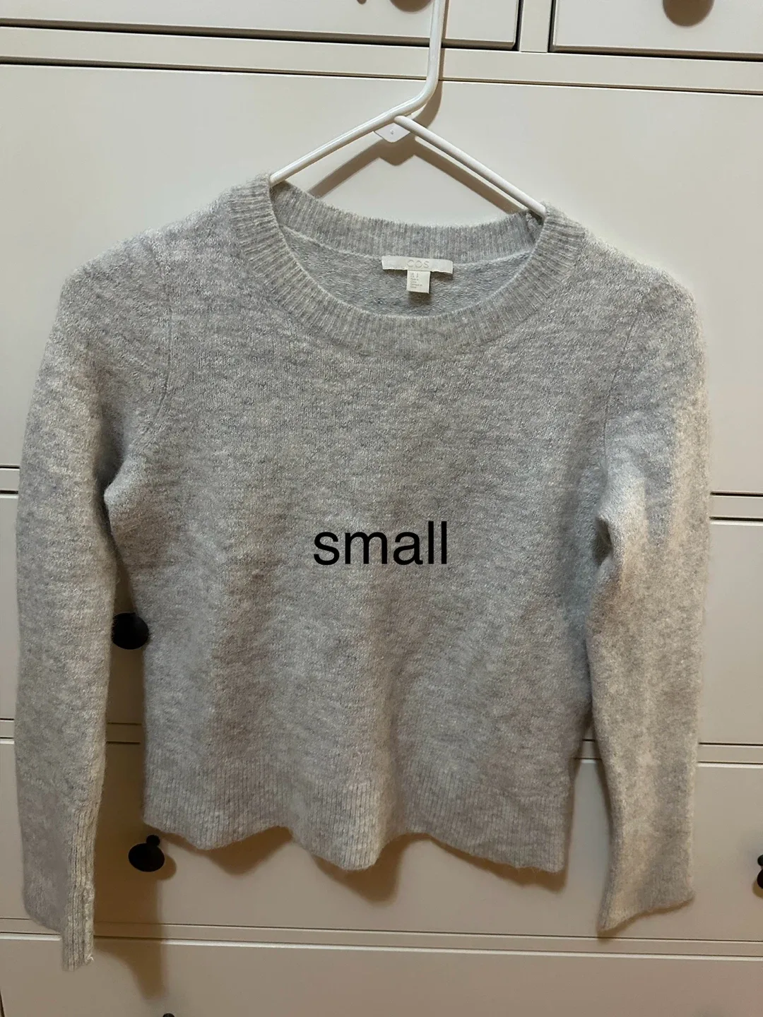 women  Sweaters - Sizes Small to Medium image indicator(3)